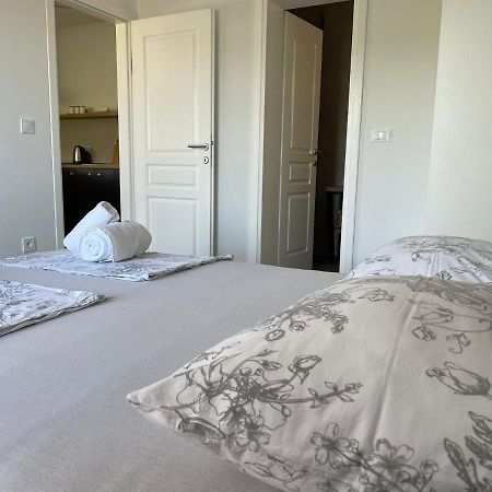 Apartments Martina 迪斯诺 外观 照片
