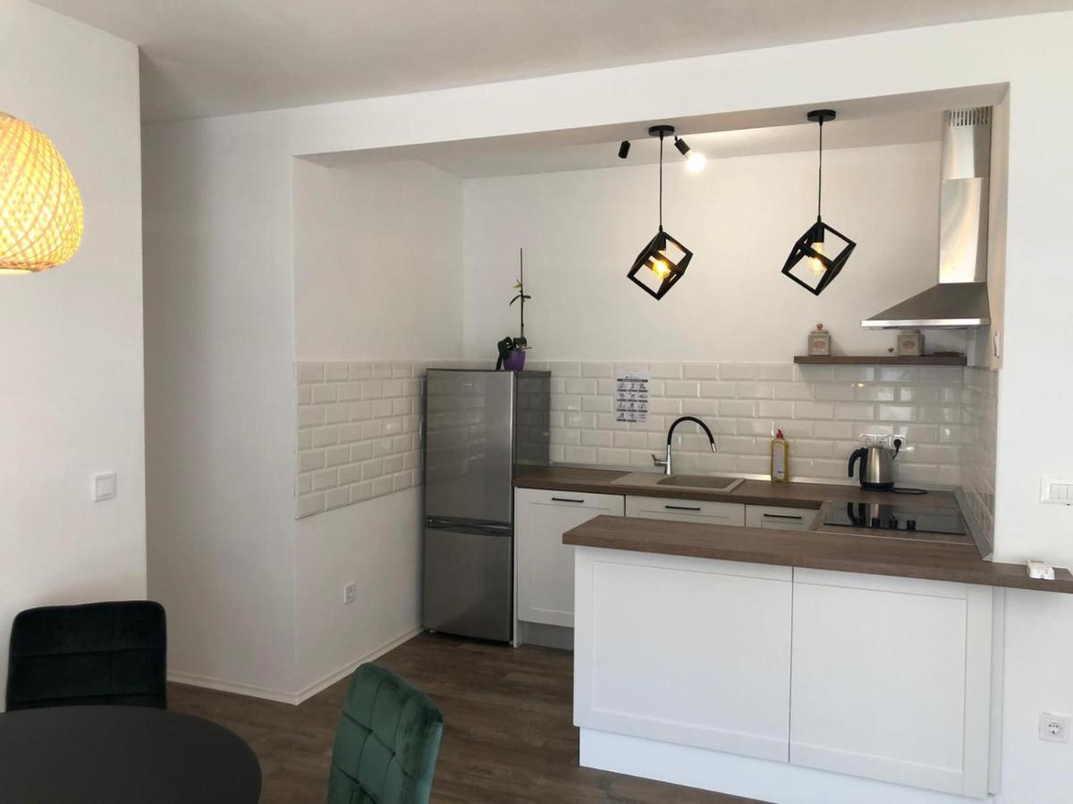 Apartments Martina 迪斯诺 外观 照片