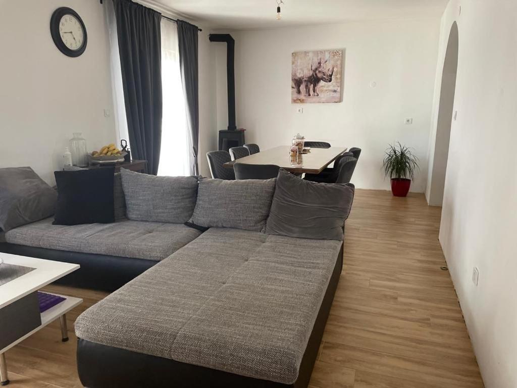 Apartments Martina 迪斯诺 外观 照片